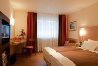 Hotel Saarbr&uuml;cken ibis Saarbr&uuml;cken City tableau 1